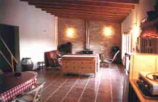 Interior casa grande sal�n