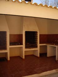 Barbacoa - ALOJAMIENTOS RURALES "LA ERMITA"