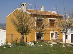 ALOJAMIENTOS RURALES "LA ERMITA"