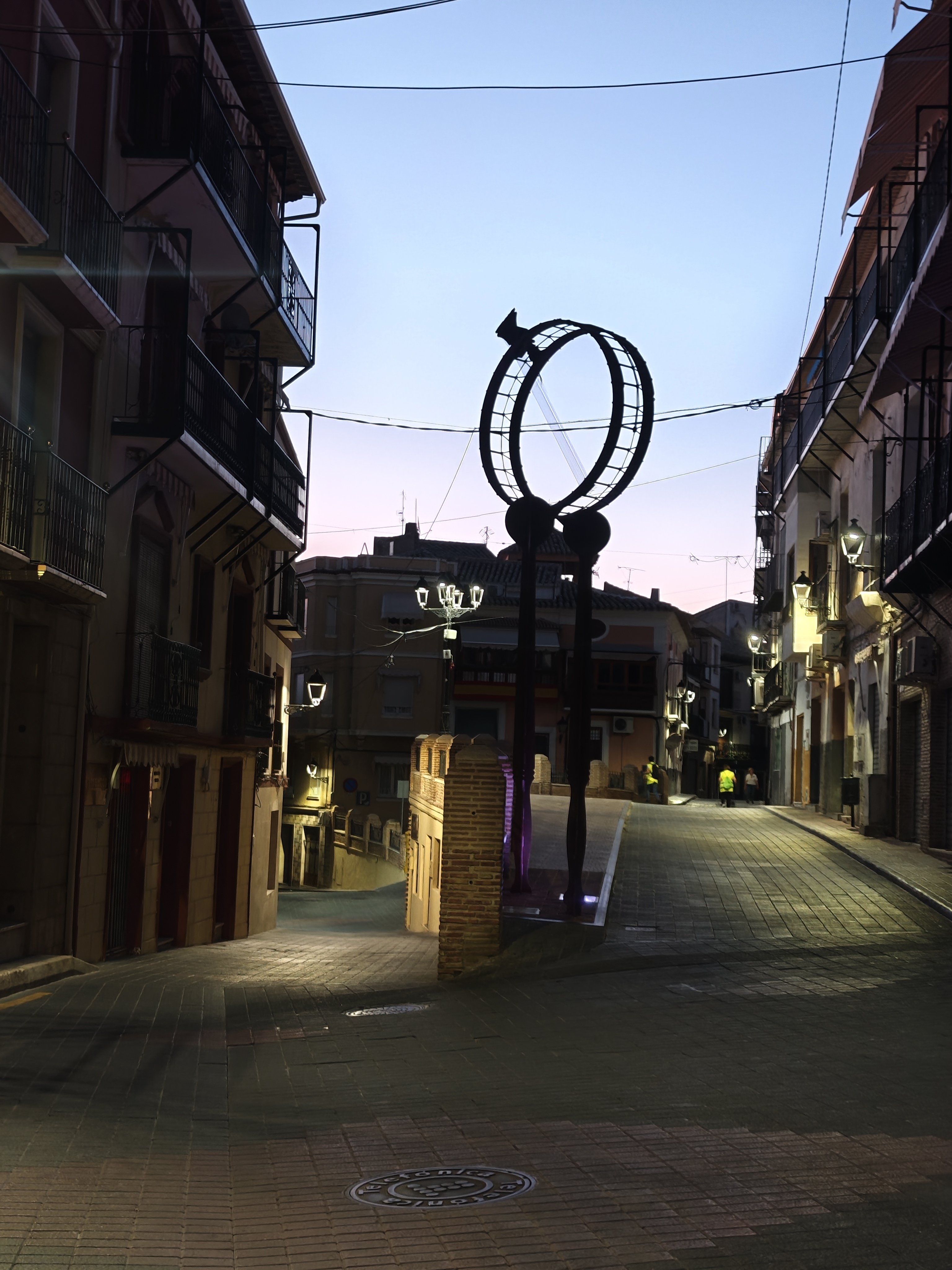 Farola - Tambor y palillos (calle mayor)